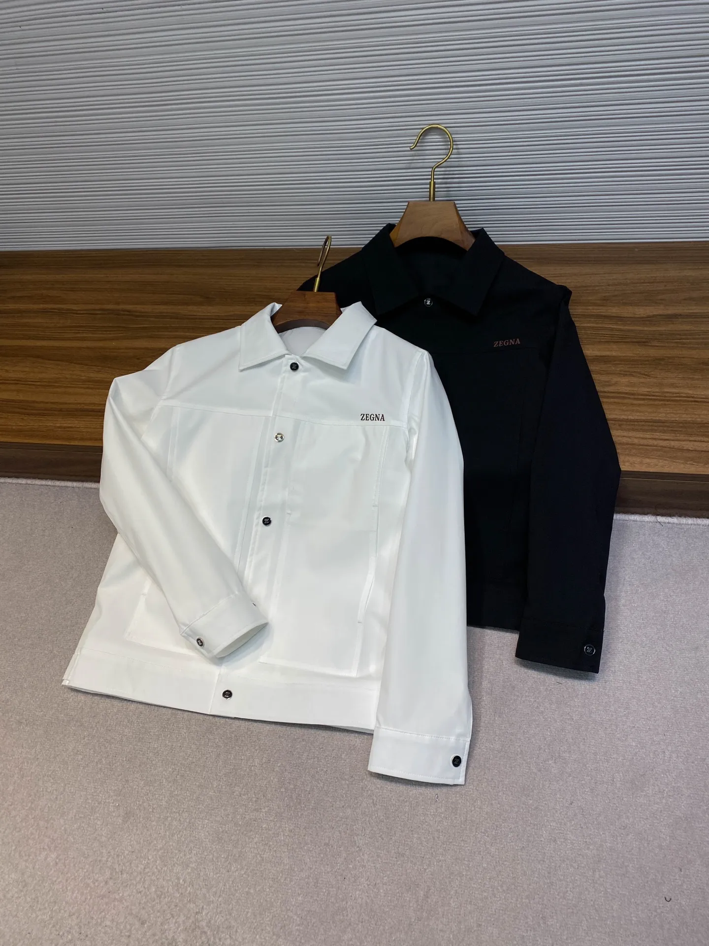 Black Sizes：M。EZ New Arrival ， Versatile ！ ， ！ Classic ， ！ Premium ， ， ， ， ， ， ， ！ ， ， ， ！ ， ， ， ！ ZZ ， ， ， ， ！ Classic ， ， ！ ， ， ， ！ ， Versatile ， ， ！Black/White， ！Size：M-3XL M ： 44cm- 104cm- 65cm- 61cm L ： 45cm- 108cm- 67cm- 62cm XL ： 46cm- 112cm- 69cm- 63cm XXL ： 47cm- 116cm- 71cm- 64cm 3XL ： 48cm- 120cm- 73cm- 65cm Size （ ）： 174-140 ， L ！ 128 M ，128-140 L ，140-153 XL ，153-166 XXL ，166-180 3XL ！